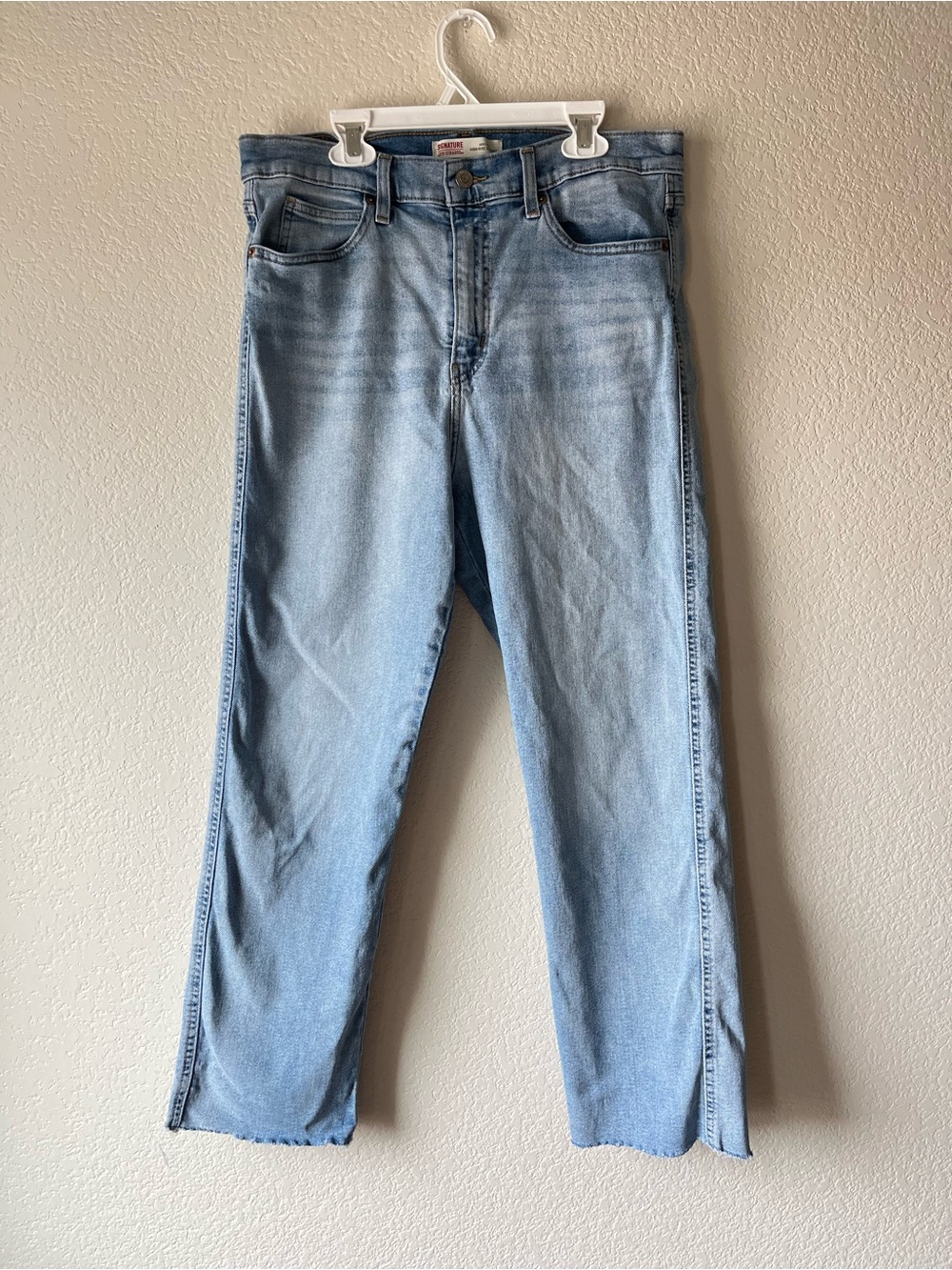 Levi’s High Rise Heritage Raw Hem Straight Leg Light Wash Lightweight Mom Jean